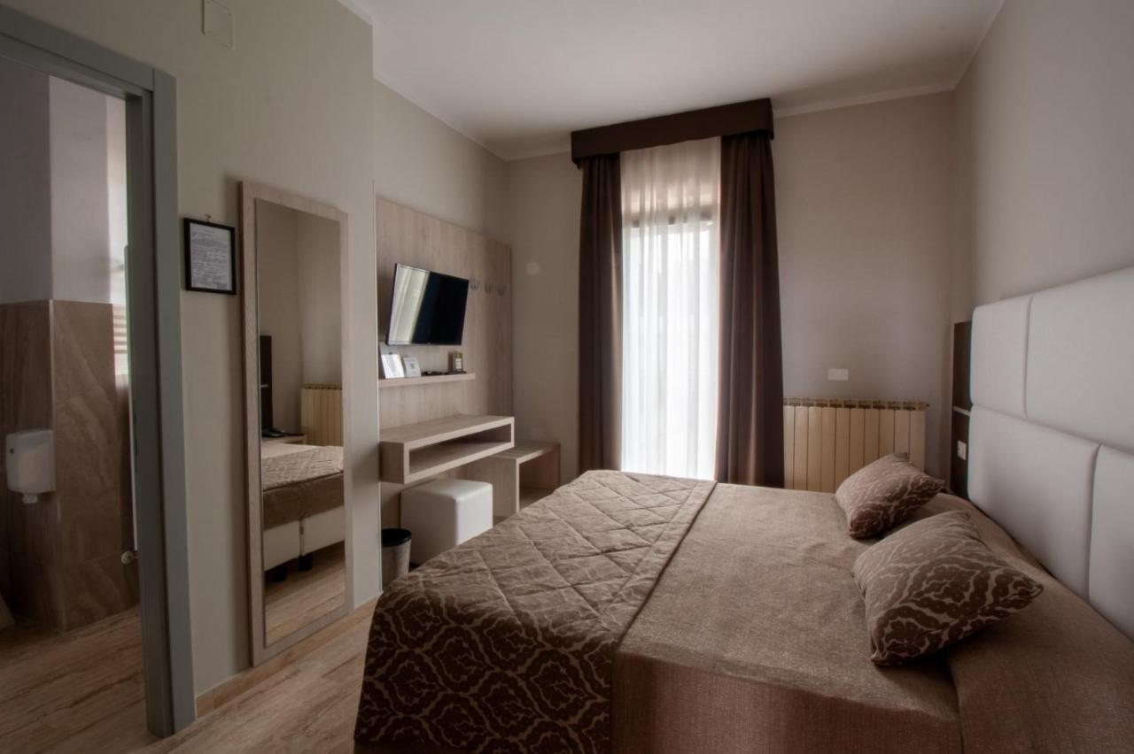 Hotel Europa Termoli Εξωτερικό φωτογραφία